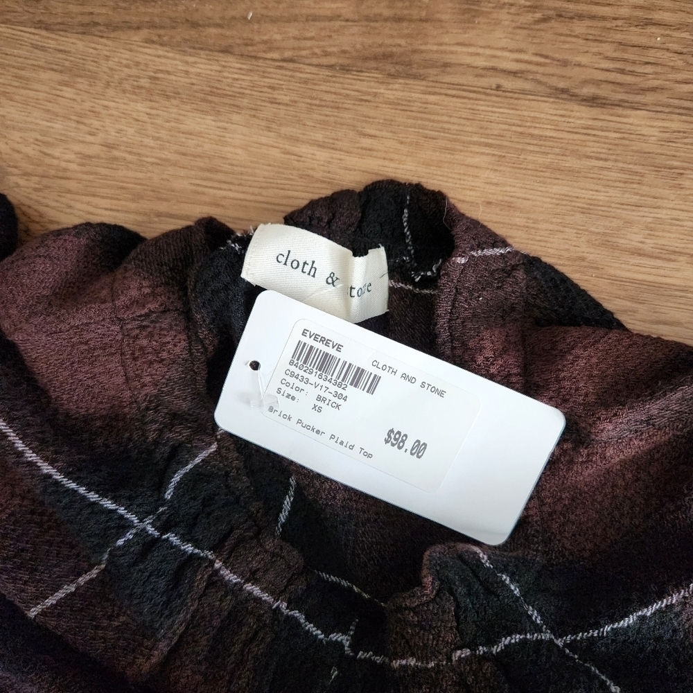 Cloth and Stone Pucker Plaid Top - Picture 2 of 5